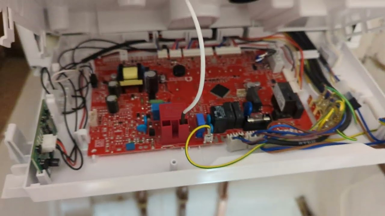 Котел комбинированный Vokera Vibe Max. Подключение программируемого термостата.
