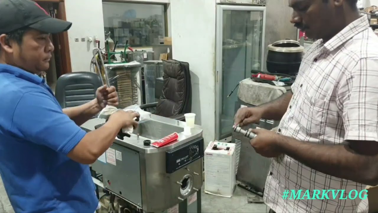 softserve ice cream machine repair and testing 👌