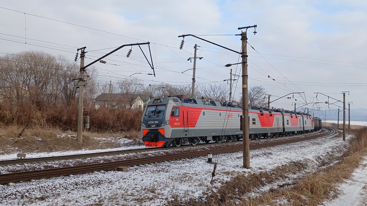 Электровоз 4ЭС5К-084 