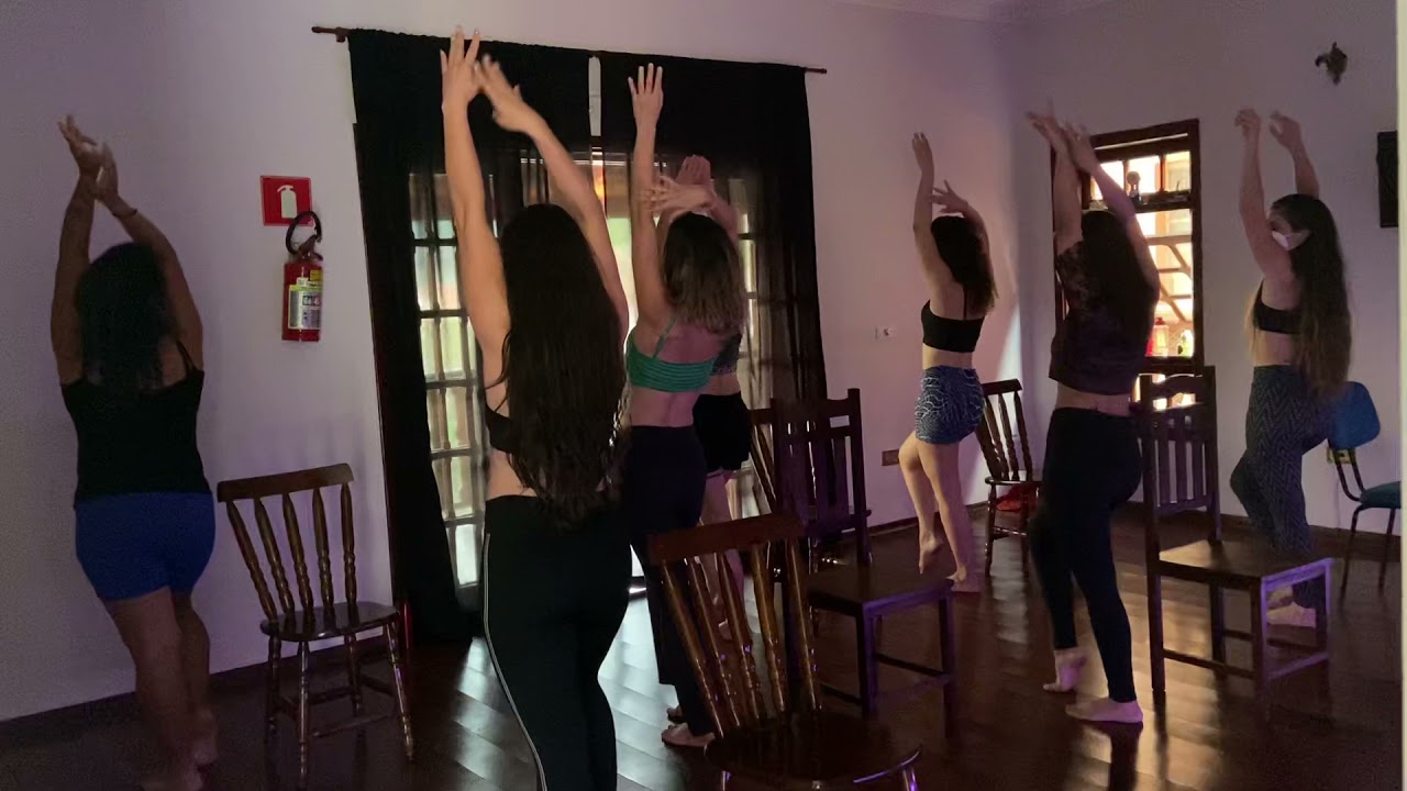 Coreografia Chair Dance - River