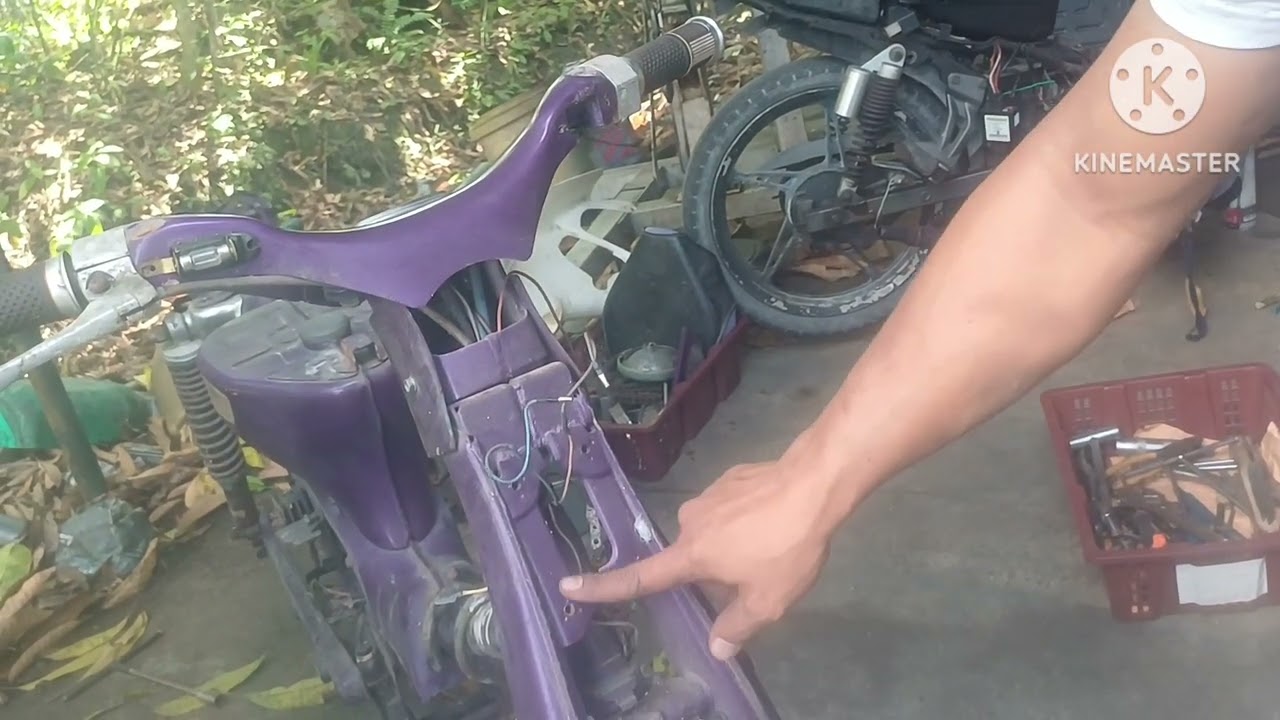 MOTOR ANTIK BERTUKAR HAK MILIK-HONDA C 90