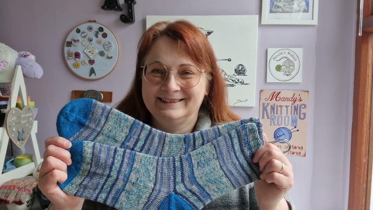 Mouse's Makes Knitting Podcast Episode 128