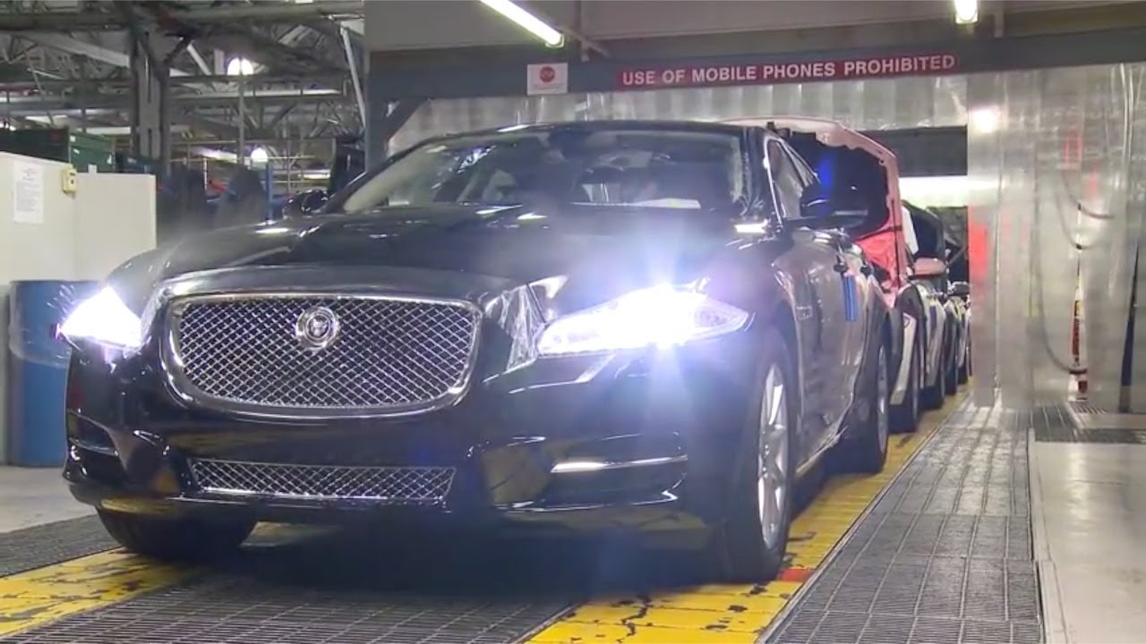 Jaguar XJ production