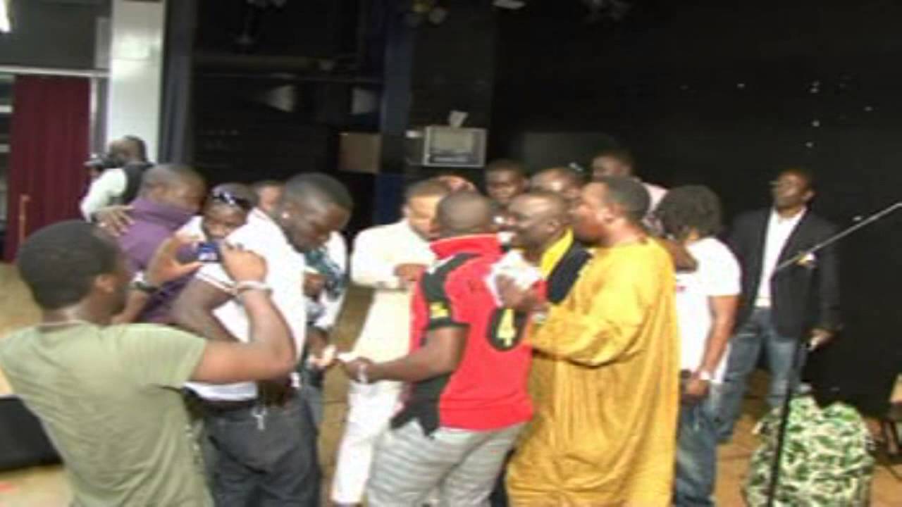 Saheed Osupa - Live In Hamburg
