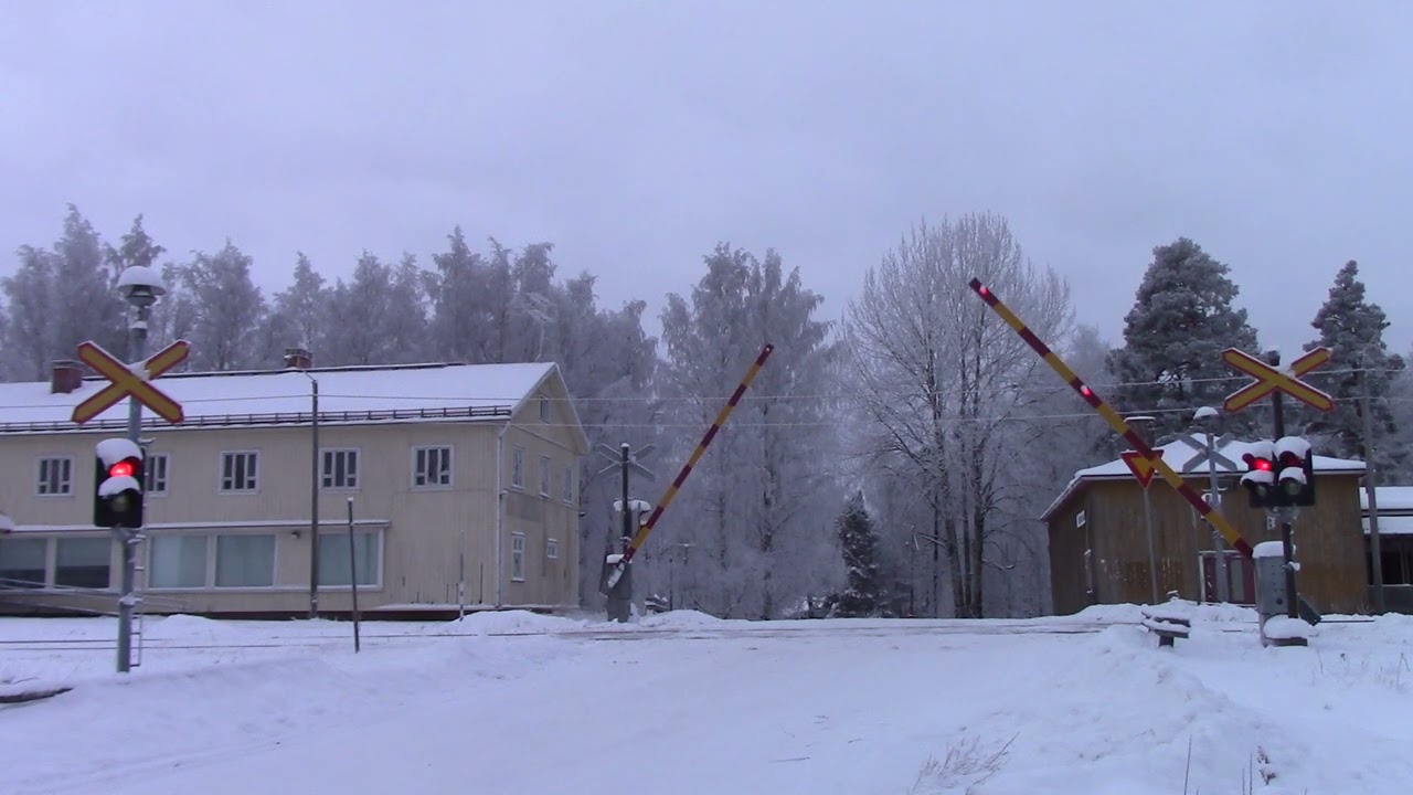 VR T 53309 passed VANKKA (km 0287+0179) level crossing @ Mänttä-Vilppula, Finland