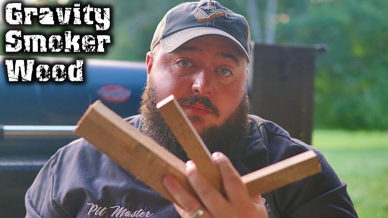 How To Use Wood In A Gravity Smoker #chargrillergravity980 #gravitysmoker #smokingwood