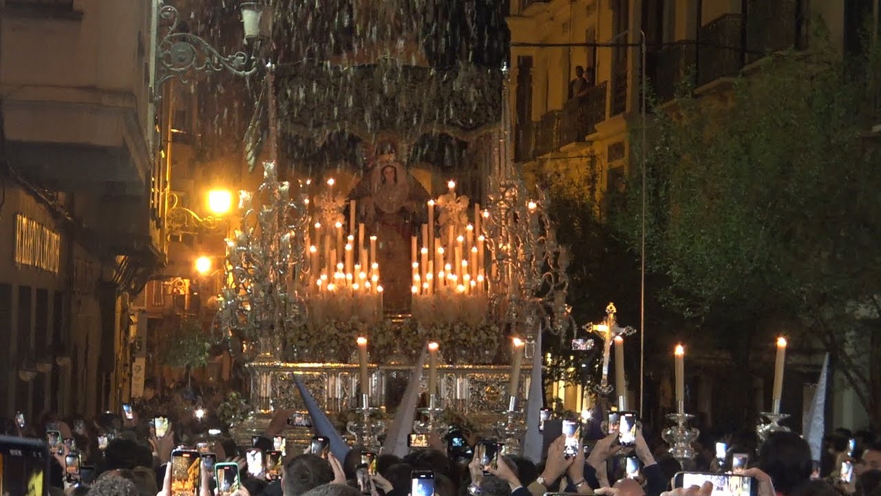 IMPRESIONANTE PETALÁ A LA VIRGEN DEL ROSARIO EN CASAPALMA || MARTES SANTO MÁLAGA 2022