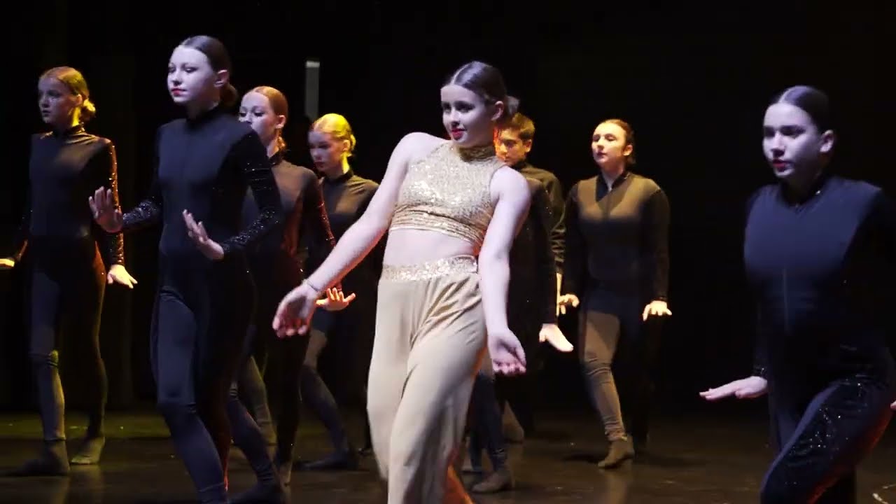 Lemono Dance Center grupa  L2 Złota Klatka choreografia Agnieszka Czubak sezon 2022