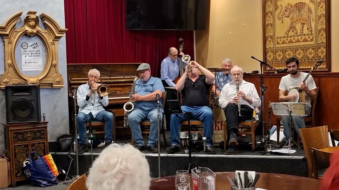Louisiana Shakers - Clyde Hotel