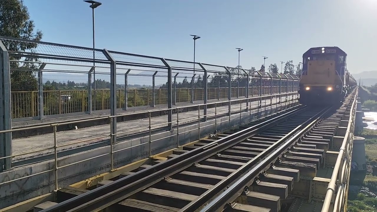 Locomotora transap D-3502 tren de ácido sulfúrico puente ferroviario Talagante