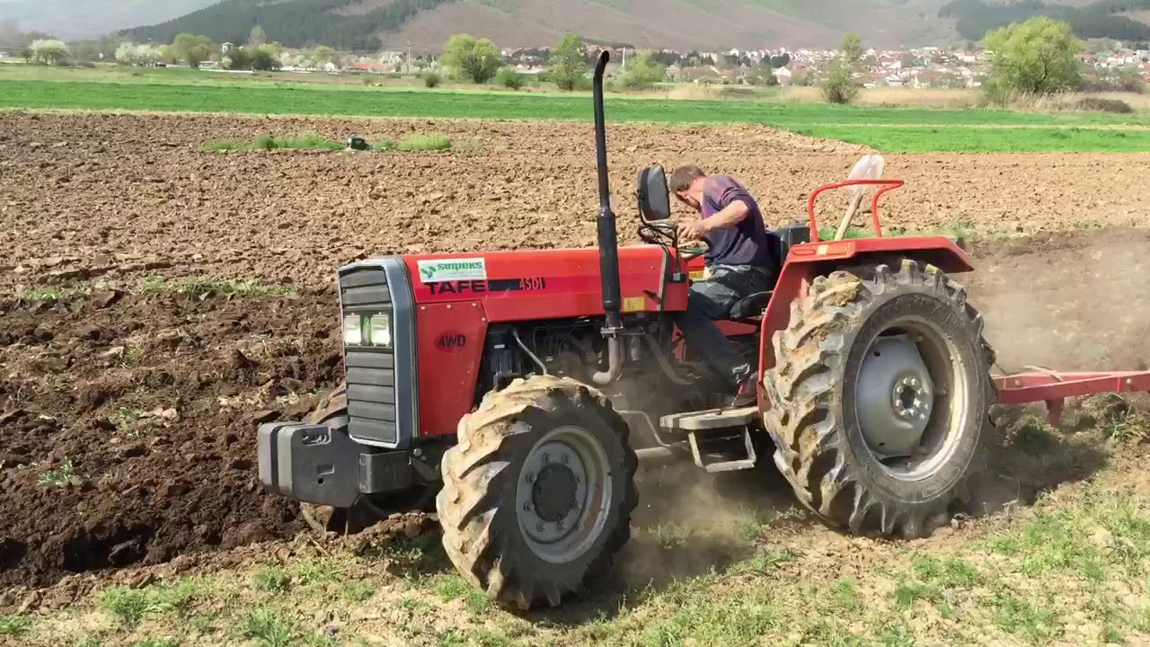 Tafe 45di 4wd oranje (plowning)
