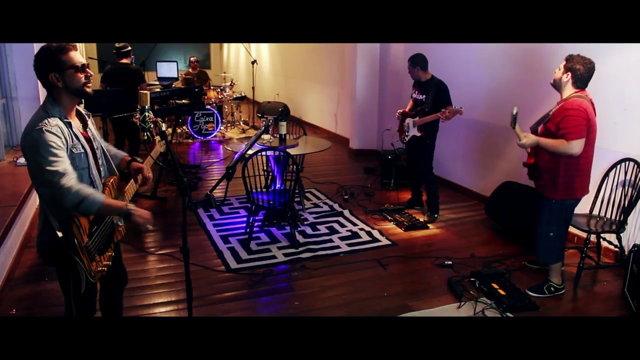 Karma Chameleon -Culture Clube cover by Caixa Pop.
