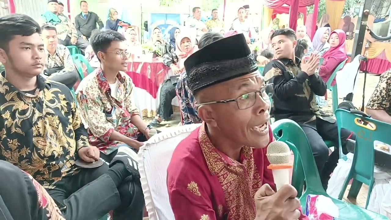 Onang onang marabukit harahap