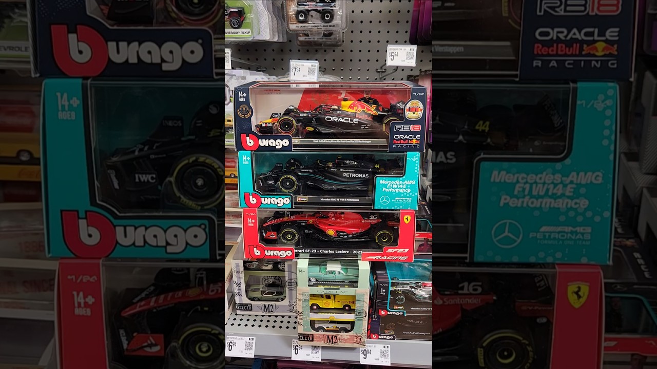 Formula 1 Race Cars 1/24 Burago #Ferrari #Mercedes #F1