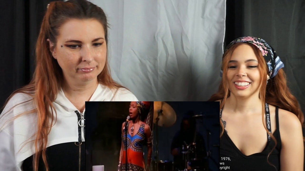 Daughter Reacts to Hearing Erykah Badu's -Tyrone for the 1st time.