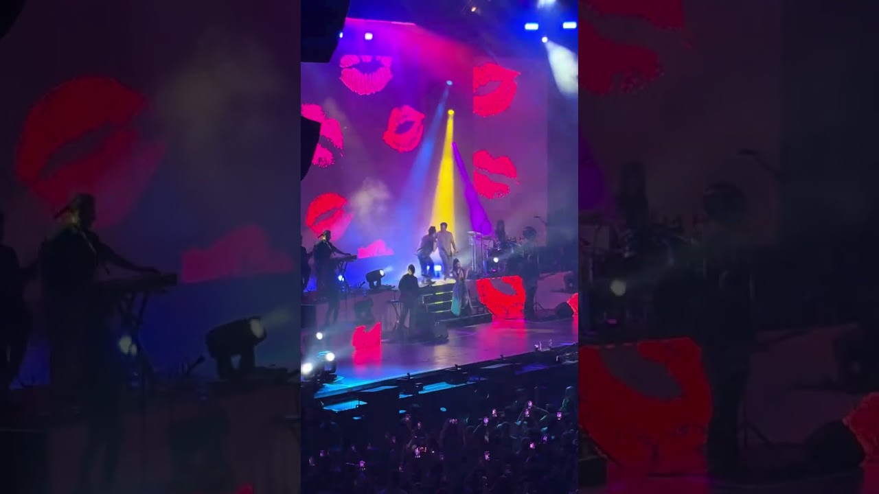 Erreway - Bonita de más (Live Madrid)