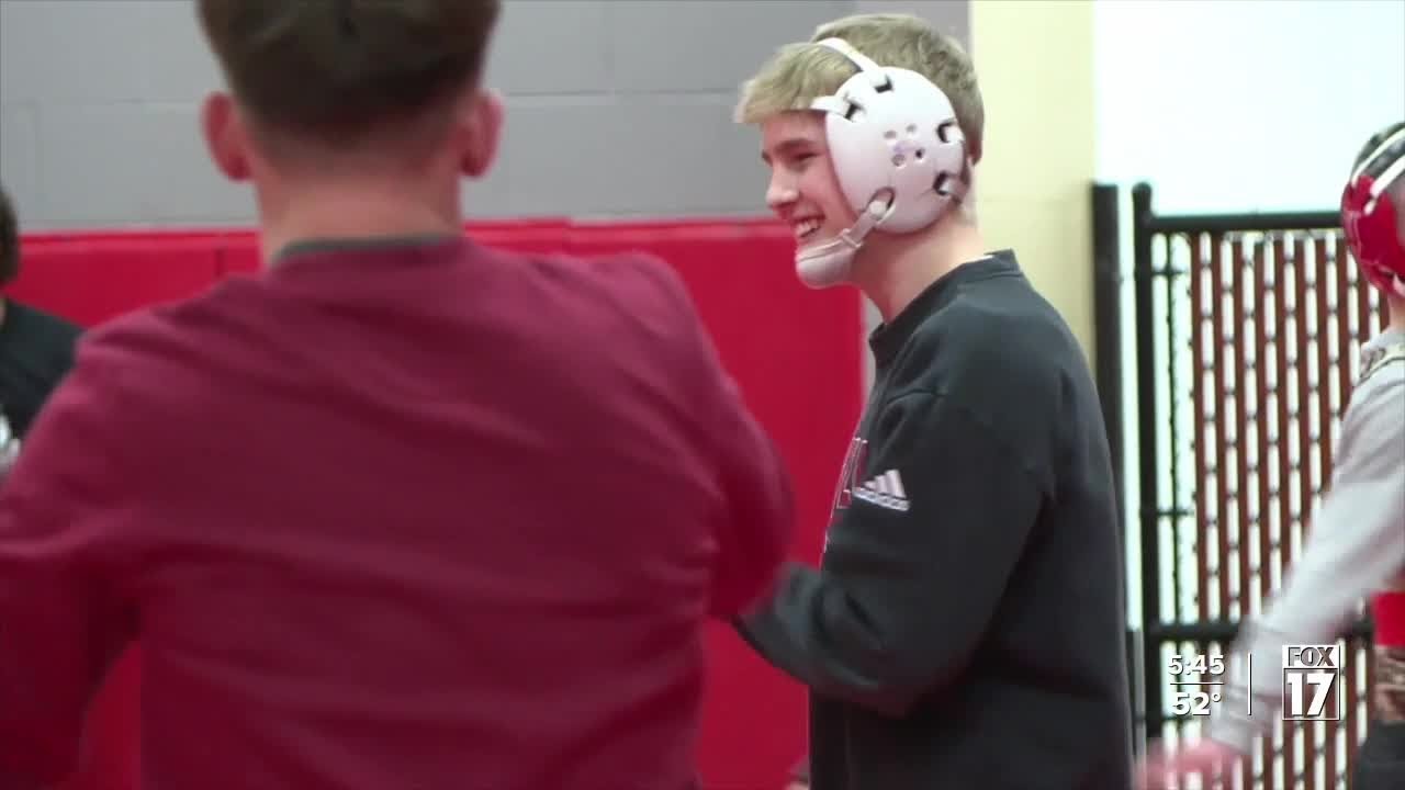 Lowell High School senior chasing third wrestling state title, valedictorian