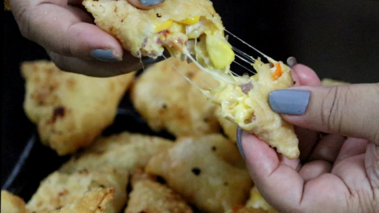 Very Tasty Cheese Corn Samosa Recipe | Pizza Samosa | Perfect Cheese Corn Samosa Loaded with Cheese