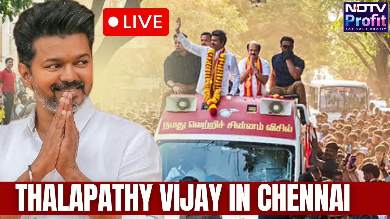 Thalapathy Vijay LIVE from Chennai | TVK Mega Rally | Crowd Erupts | Unseen Crowd Madness