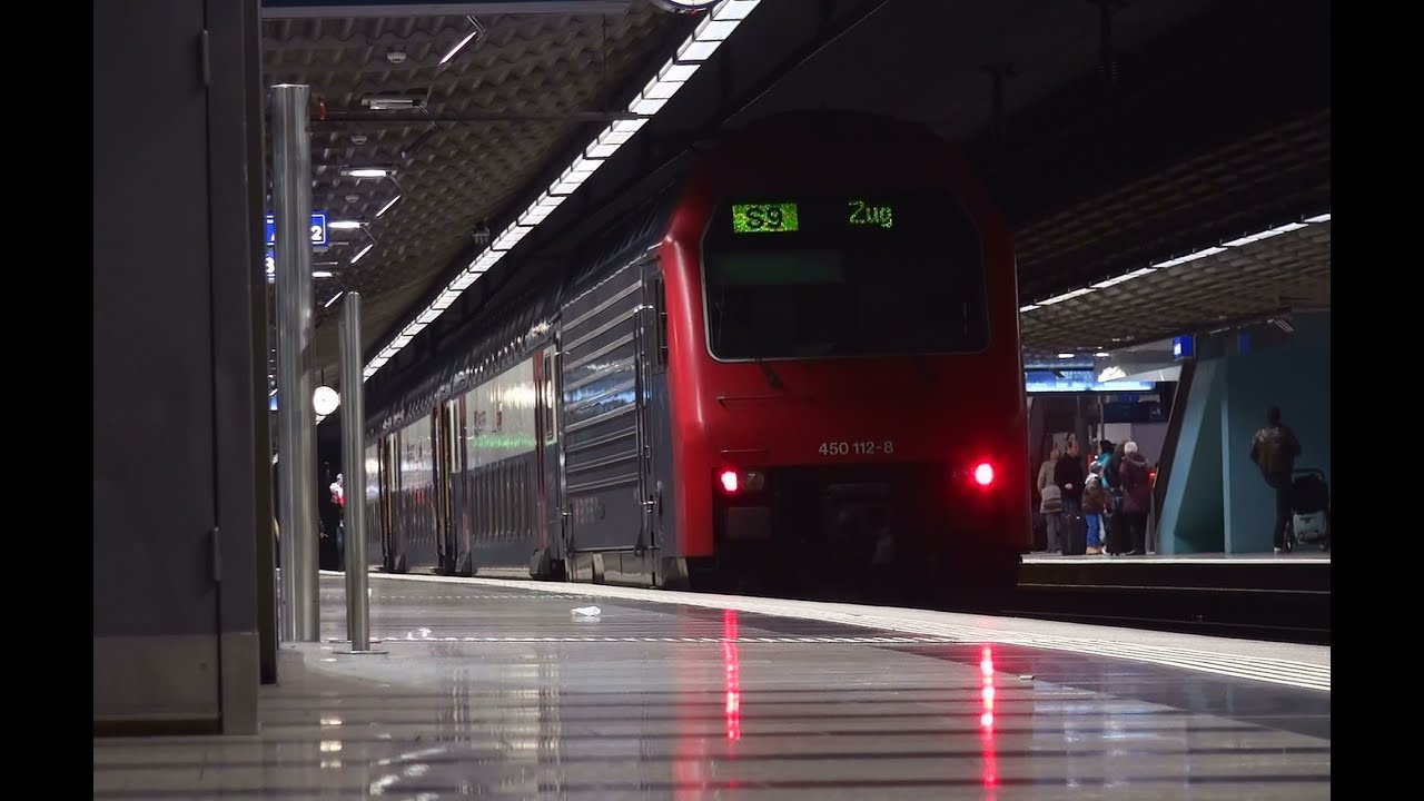 S-Bahn Zürich Bahnhof im Untergrund/Zürich Hauptbahnhof-Museumsstrasse