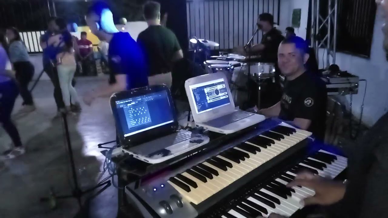 A Través Del Vaso a nuestro estilo. Swing Tropical EN Vivo 