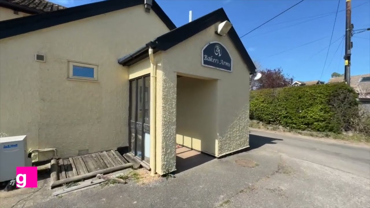 Lot 9 - Bakers Arms, The Street, Harkstead, Ipswich, Suffolk, IP9 1BT
