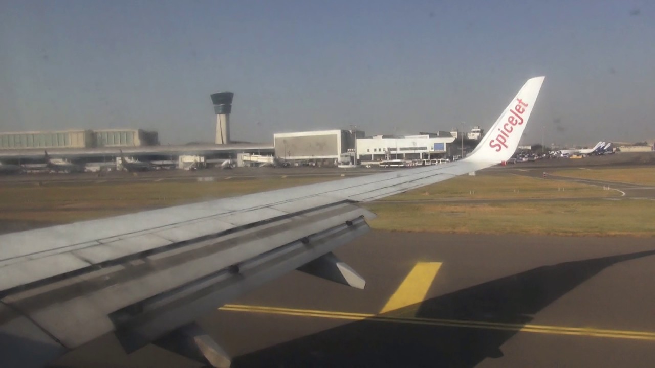 Spicejet Flight Landing At Bombay (Mumbai) Airport