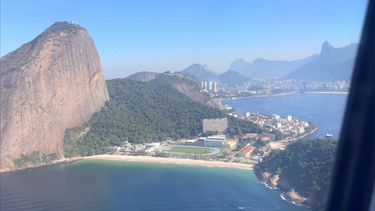 Landing in Rio de Janeiro  next to the Brazilian Presidential airplane - Santos Dumont airport