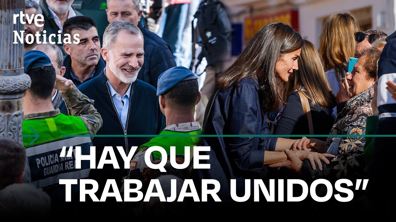 DANA: ASÍ ha sido la VISITA de los REYES FELIPE VI y LETIZIA a UTIEL, CHIVA y LETUR | RTVE Noticias