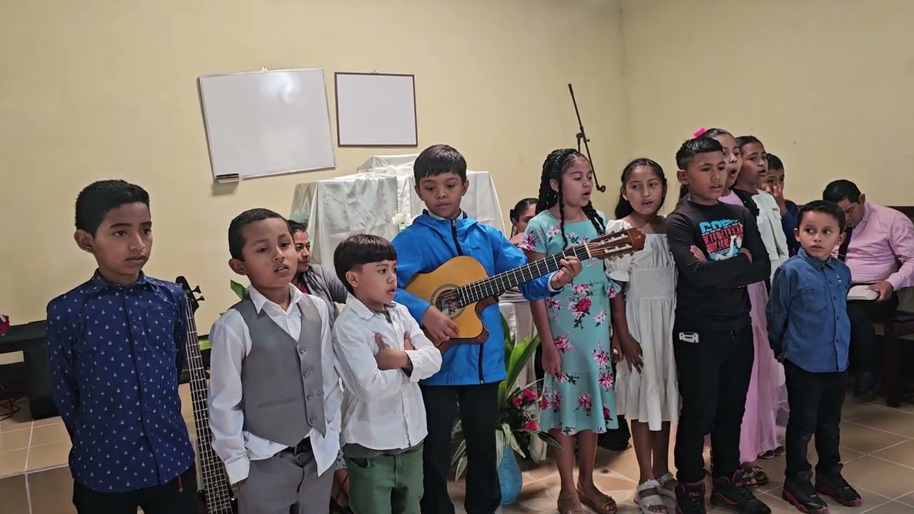 Participación de Niños en Templo SMI Adventista Las Chilcas.