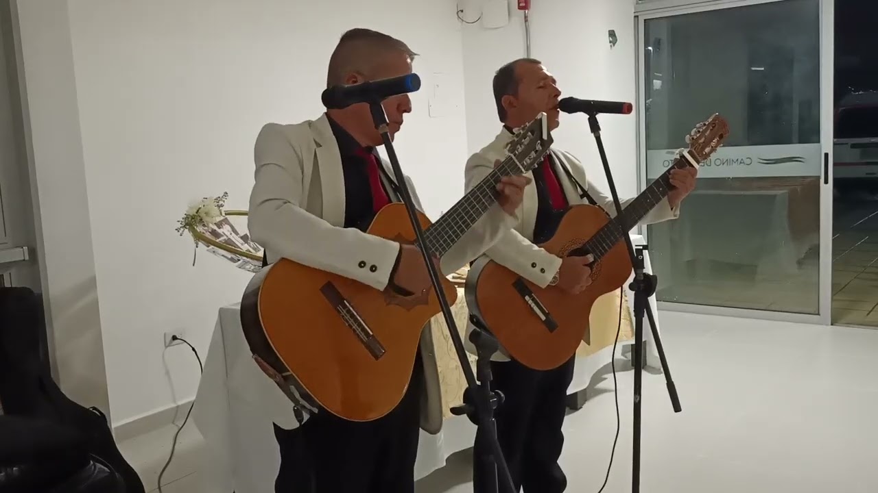 Álvarez y Valencia's de Medellín - Corazón Prisionero (Bowen y Villafuerte)