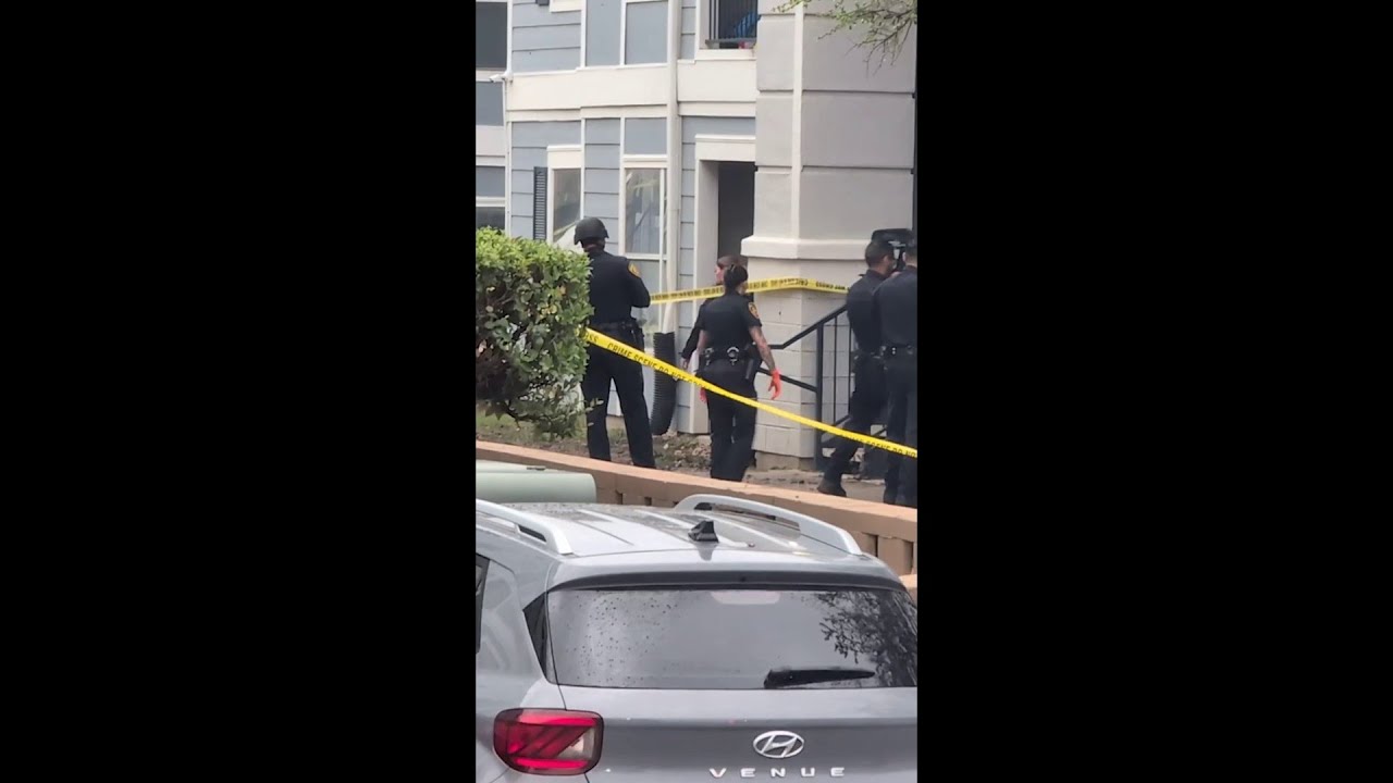 1 dead, 1 injured in West Side apartment shooting, SAPD says