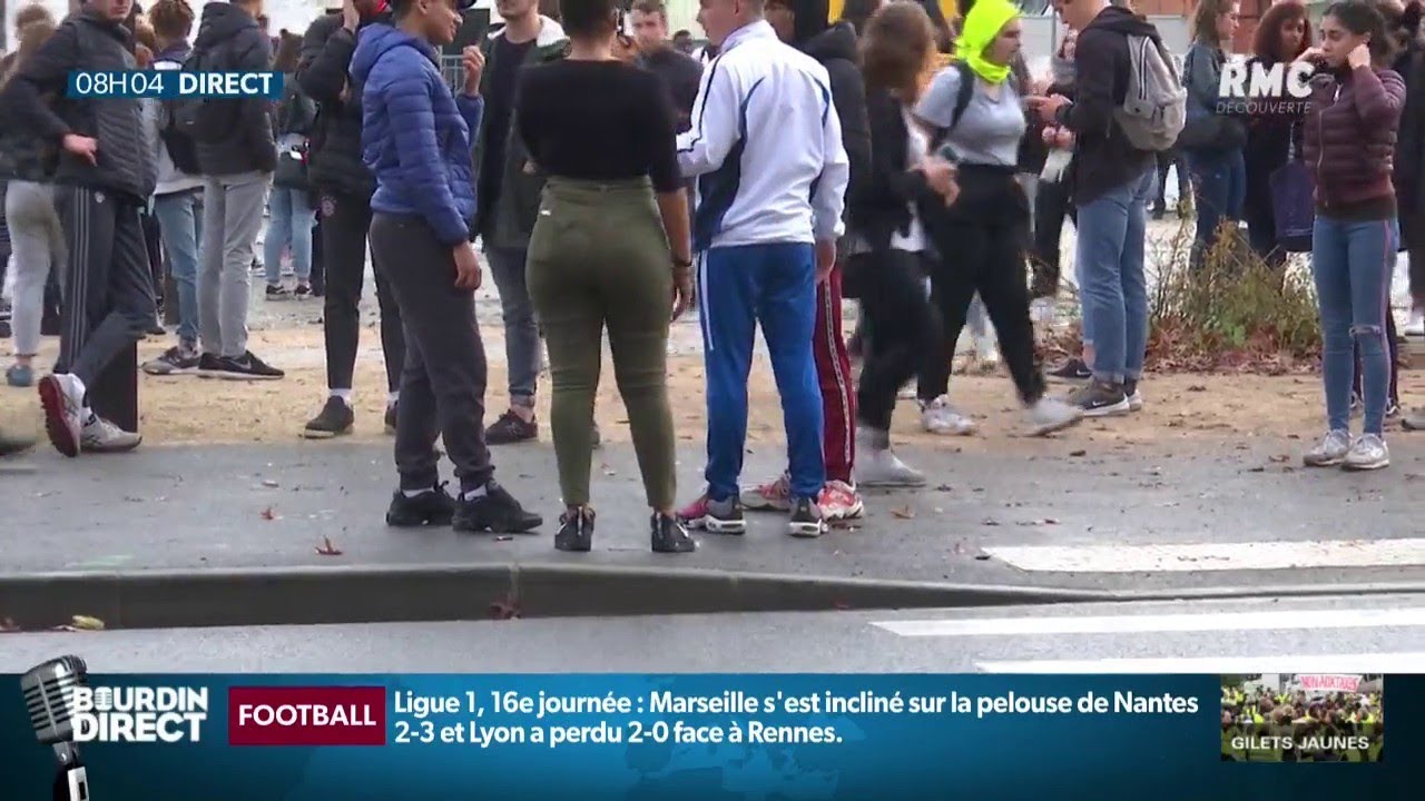 A Marseille, des blocages et tensions devant un lycée