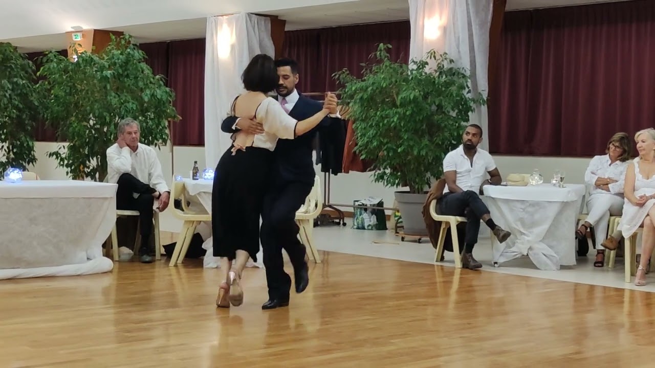 Amanda et Adrian COSTA - Milonga Blanche 25 juin 2022