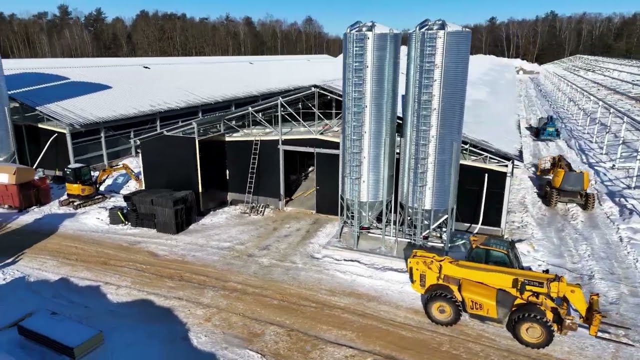 Budowa 8 budynków fermy drobiu w Kolonii Wolańskiej – aktualny etap prac