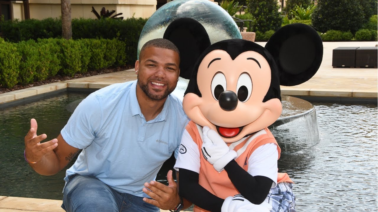 We Ate Breakfast With Some Disney Friends At Disney's Four Seasons Resort!