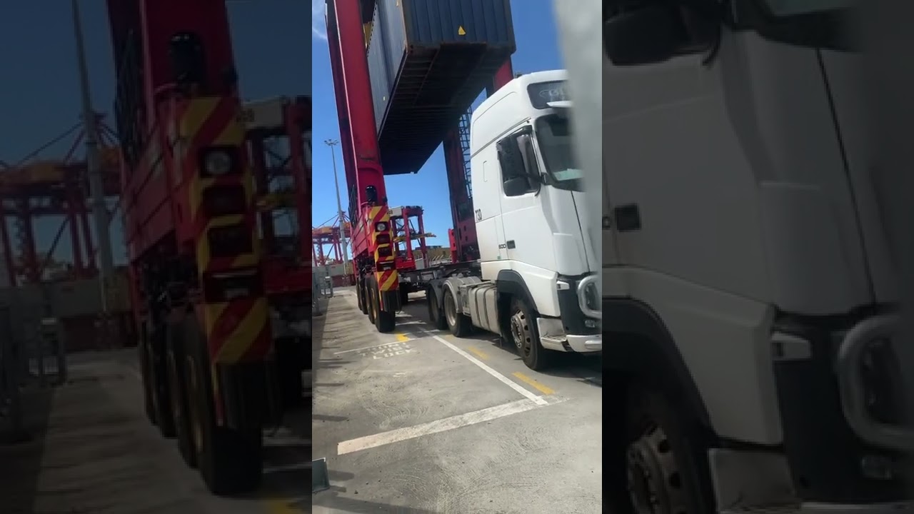 Robot work At Sydney Port