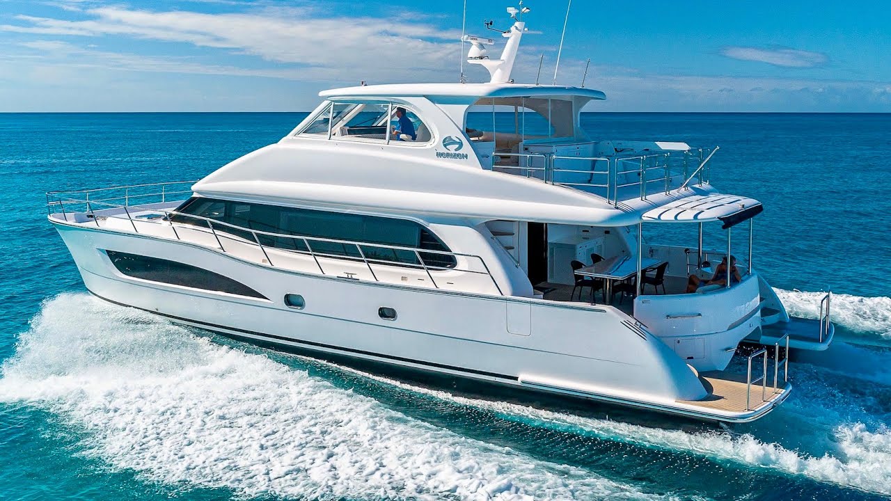 $4.3 Million Yacht Tour : Horizon PC60