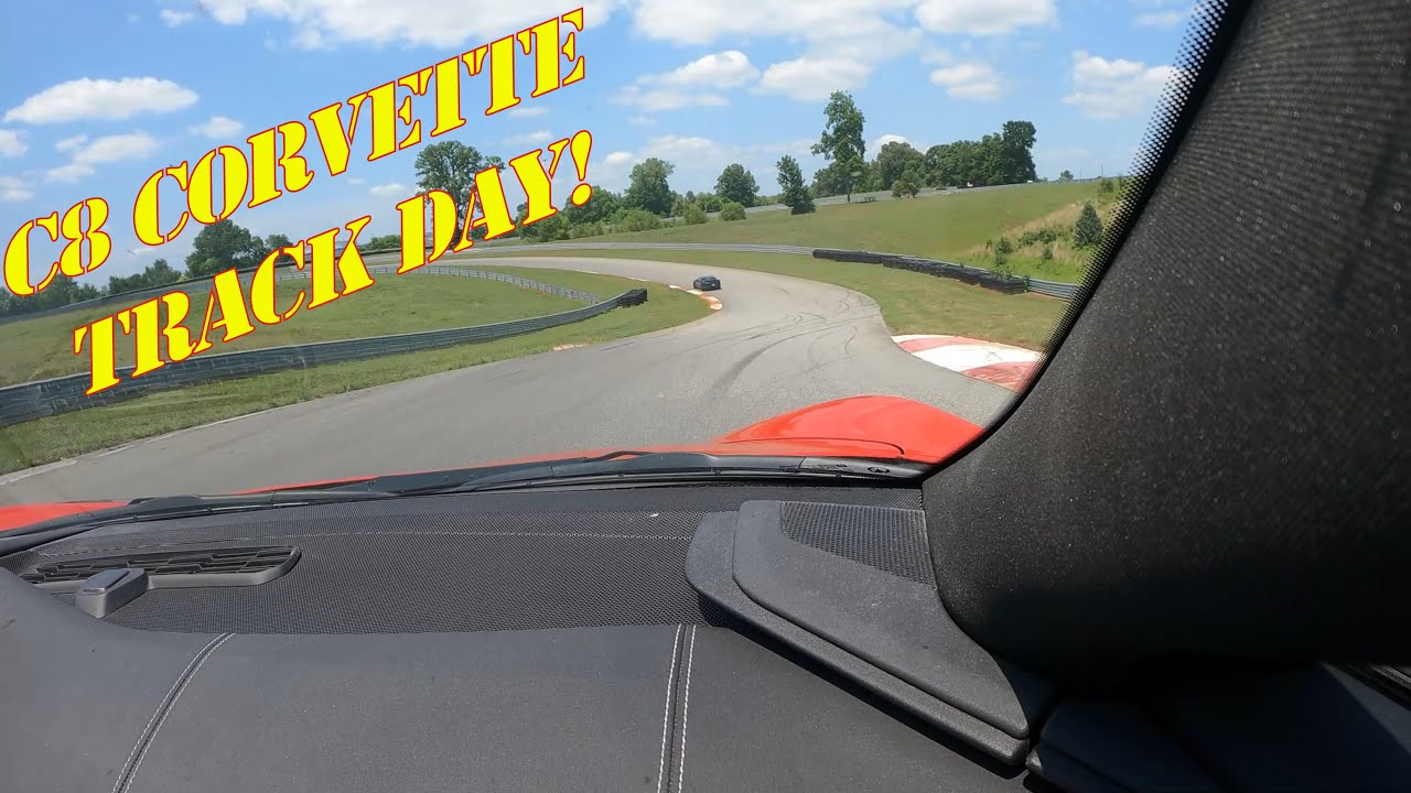 За рулём C8 Corvette в Национальном музее Corvette Motorsports Park #c8 #ncm #corvette