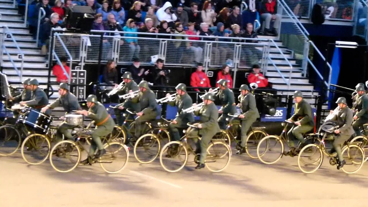 Edinburgh Tattoo 2011 - Bicycle Band