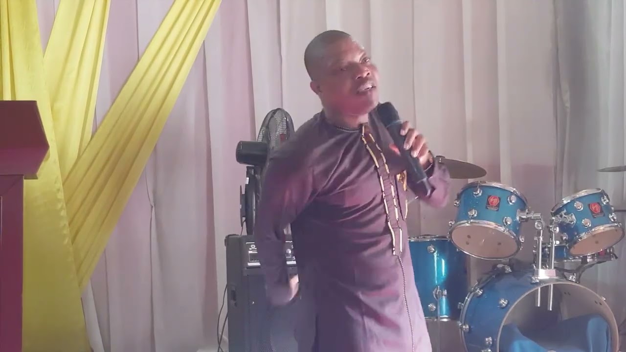 Ministère du Consolateur (MC ): tes ennemis sont exposés au nom puissant de Jésus amen !