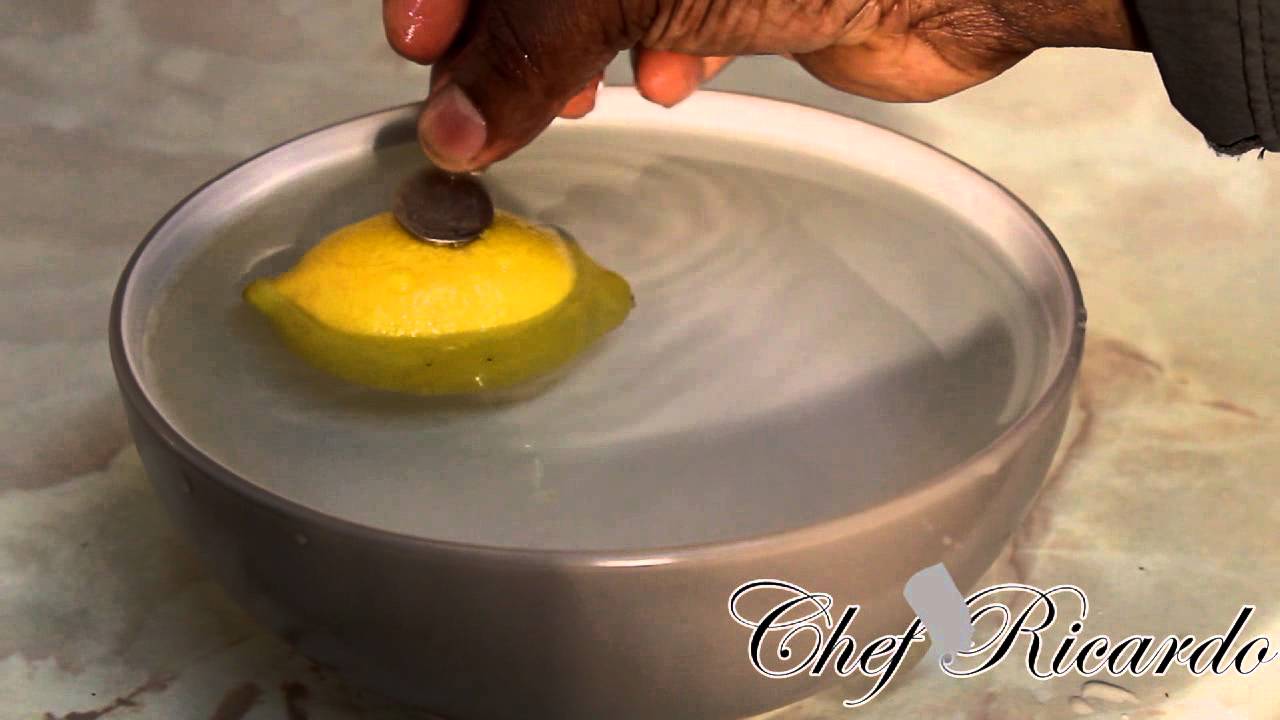 How To Balance 20P & A Lemon In Water. | Recipes By Chef Ricardo