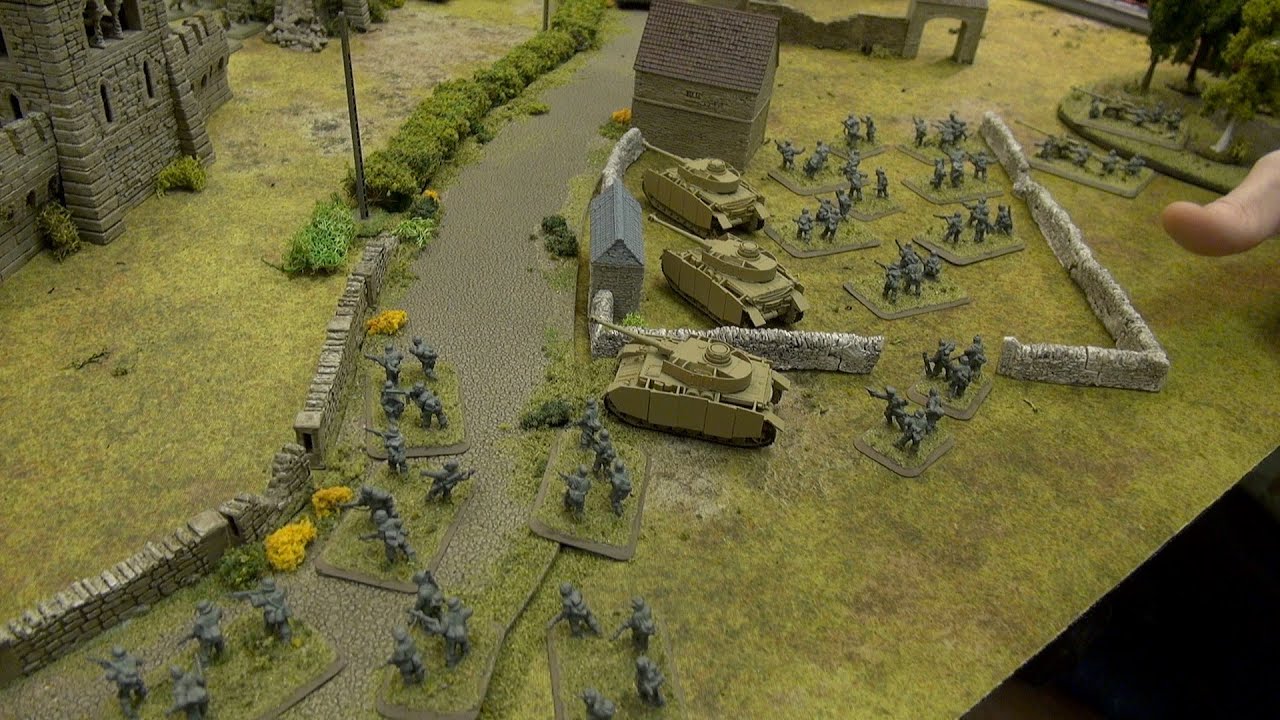Talking Tactics With Gerry and Justin // Flames of War: D-Day Boot Camp