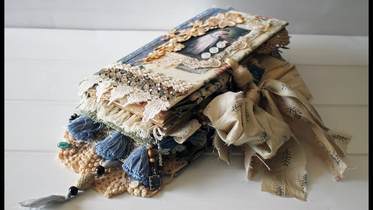 A Book Themed Junk Journal for Jacqui