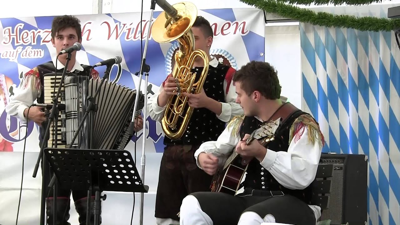 Junge Helden   Ferienzeit