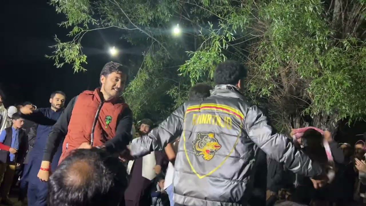 Ashraf and group dance /chitrali new doll ishtok 2025