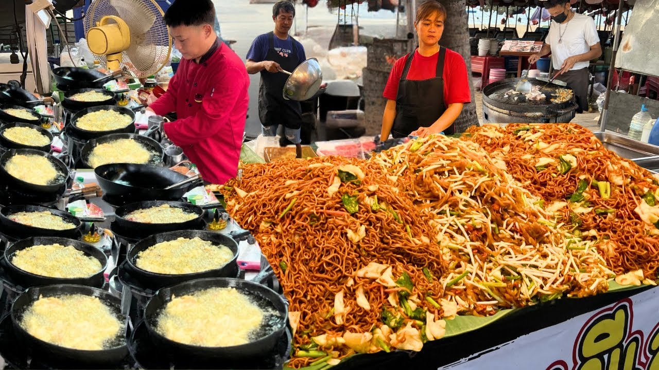 Sold Out Fast! $0.70 Stir Fried Noodles & Pad Thai Cooked by Asian Master Chef | Thai Street Food