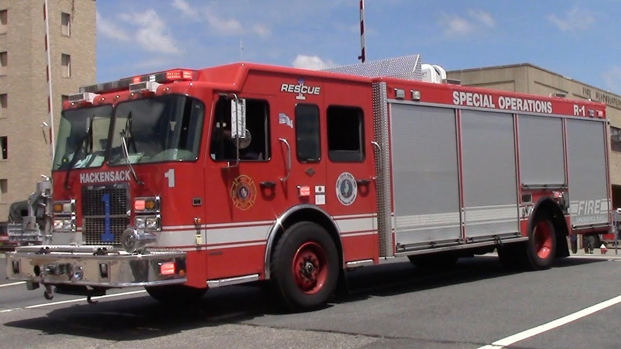 Hackensack Fire Department Rescue 1 Responding 5-24-17