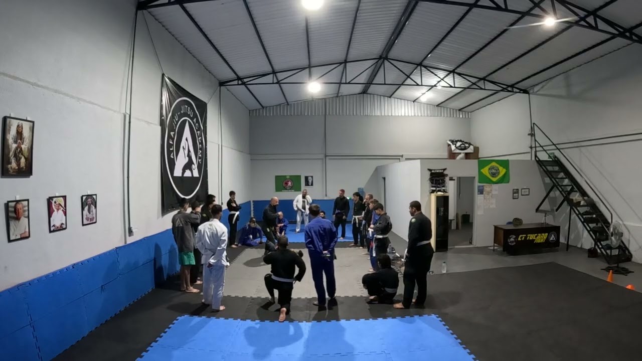 Treino de jiu-jitsu 11/02/2026 com o Professor Rodrigo - insta:tucanocere - parte I