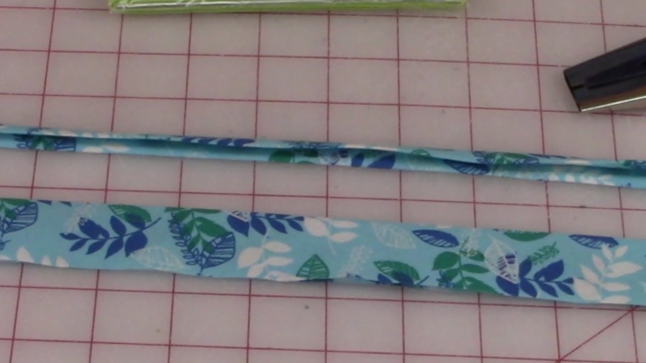 Как сделать косую бейку и косую бейку для одеяла | The Sewing Room Channel